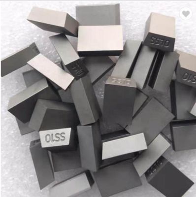 Pointes brasées en carbure de tungstène vierge 100% de taille personnalisée pour lame de coupe de pierre avec source d'alimentation électrique
