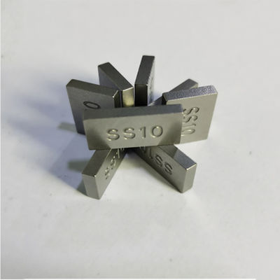 Pointes brasées en carbure de tungstène personnalisées avec dureté YG8, résistance à la compression et forme carrée pour la coupe de pierre