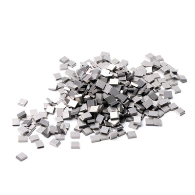 Pointes brasées en carbure de tungstène personnalisées avec dureté YG8, résistance à la compression et forme carrée pour la coupe de pierre
